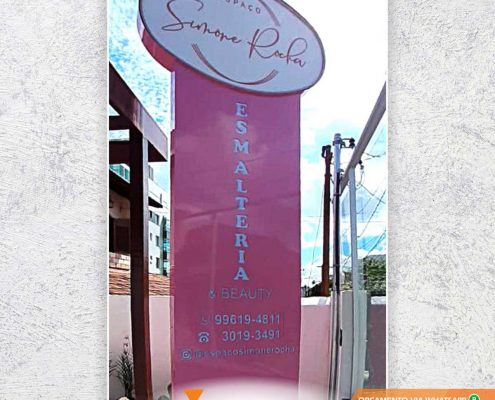 Totem-em-ACM vazado acrílico iluminação